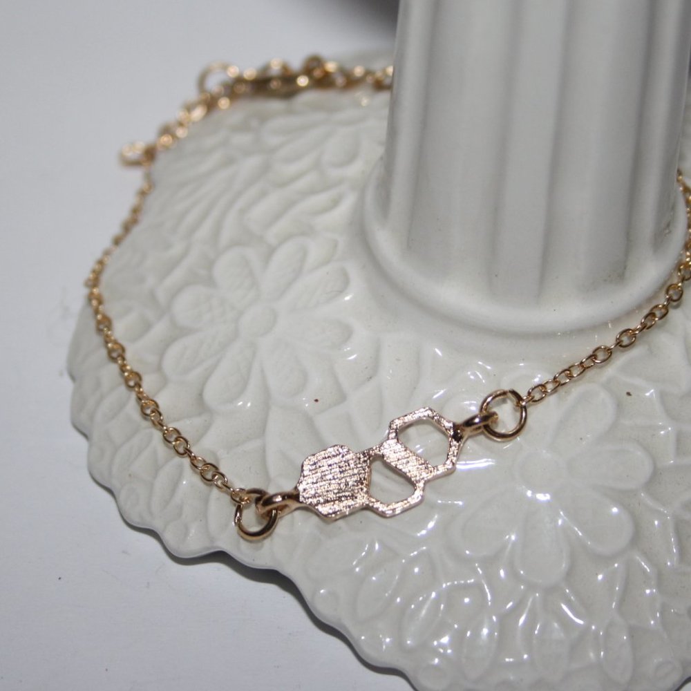 Cute gold honeycomb bracelet